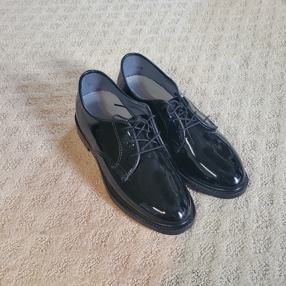 CAPPS Footwear High Gloss size 6.5 - Picture 2 of 5